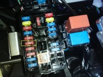 Как отключить абс на приоре?