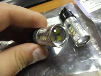 Как поменять лампу дневного света на гранте?