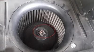 Как поменять моторчик печки на ниве шевроле?