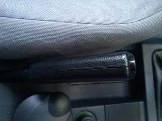 Как поменять ручку ручника на приоре?