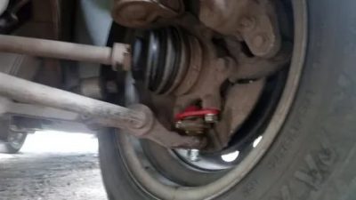 Как проверить шаровую опору на калине?