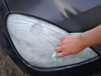 Как самостоятельно отполировать фары автомобиля?