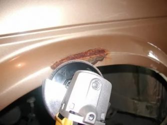 Как убрать коррозию на машине?
