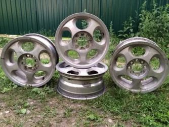Какая разболтовка на Лада калина 1?