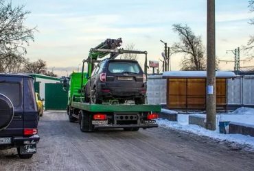 Могут ли эвакуировать заведенную машину?