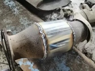 Нужно ли ставить пламегаситель после удаления катализатора?