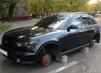 Сняли колеса с машины что делать?