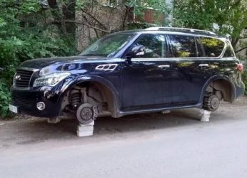 Сняли колеса с машины что делать?