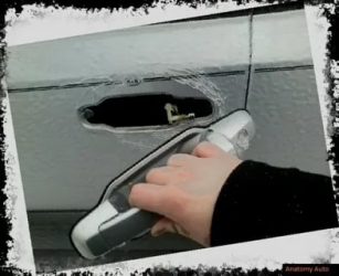 Замерзает центральный замок в машине что делать?